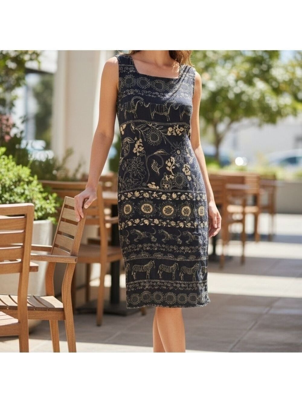 Petite Studio Sleeveless Black & Gold Printed Sheath Dress Small